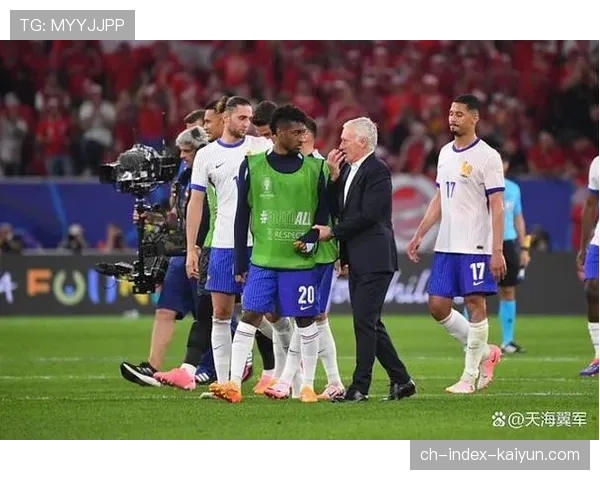 转会传闻：曼联与拜仁慕尼黑边锋科曼联系在一起